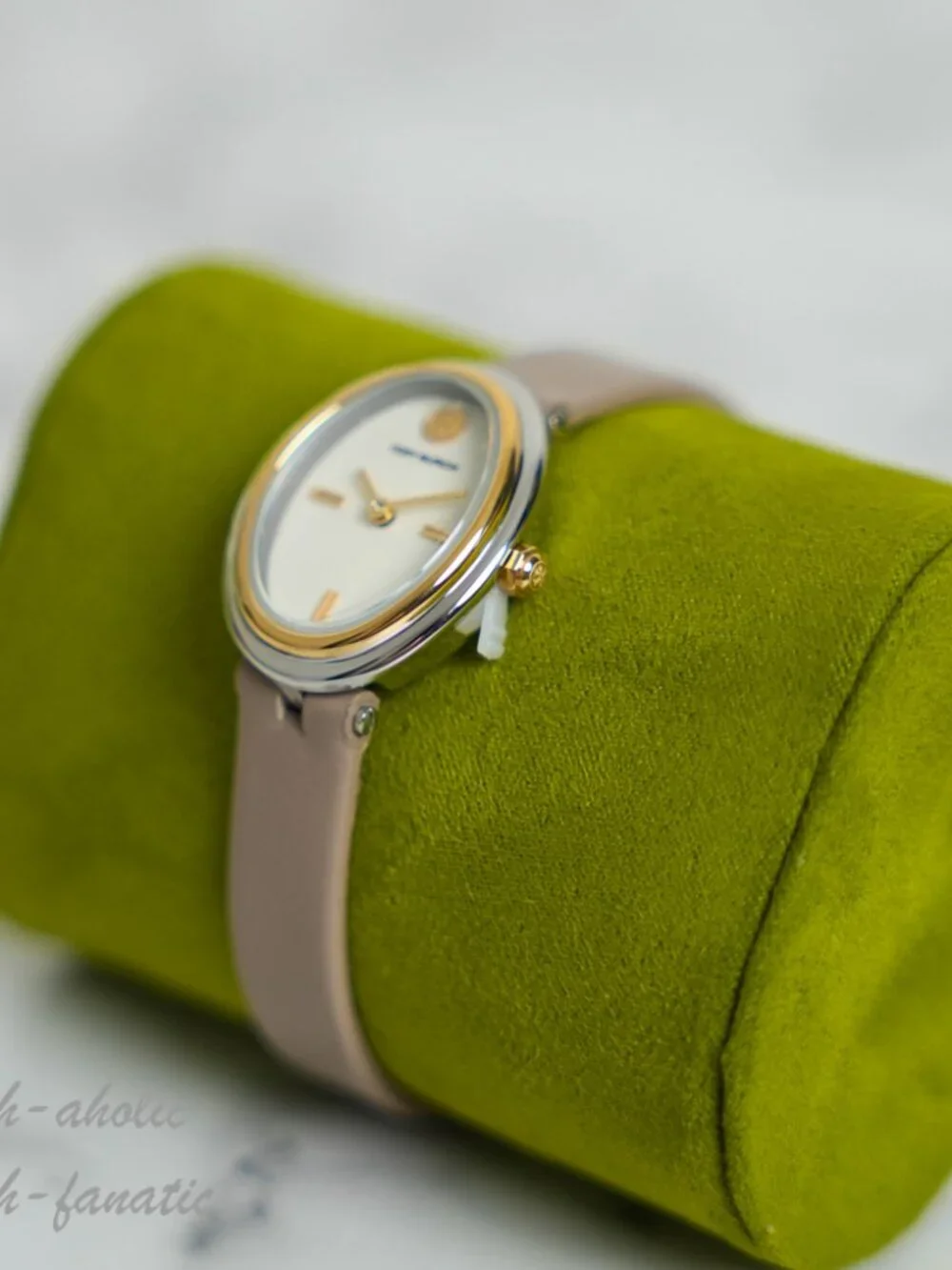 Tory Burch The Oval Gray Leather Strap 22mm Two-Tone Women's Watch TBW6031 NWT